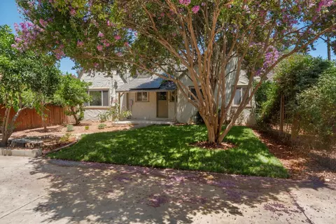 Exterior - 1015 College Ave, Modesto, CA 95350 photo 13 of 17