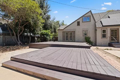 Exterior - 1015 College Ave, Modesto, CA 95350 photo 9 of 17