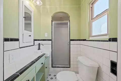 Bath - 1015 College Ave, Modesto, CA 95350 photo 1 of 3