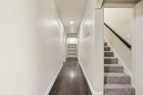Entry Way - 1015 College Ave, Modesto, CA 95350 photo 5 of 5