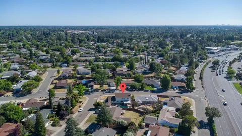 View/Area - 6117 Rutland Dr, Carmichael, CA 95608 photo 2 of 9