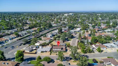 View/Area - 6117 Rutland Dr, Carmichael, CA 95608 photo 5 of 9