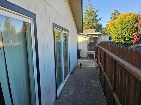 Exterior - 6117 Rutland Dr, Carmichael, CA 95608 photo 12 of 14