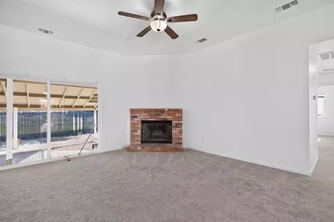 Living - 911 Toro Ln, Lathrop, CA 95330 photo 3 of 8