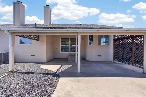 Exterior - 911 Toro Ln, Lathrop, CA 95330 photo 8 of 9