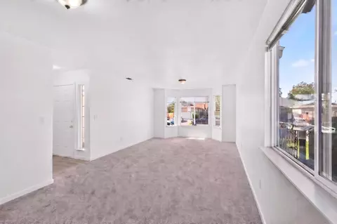 Living - 911 Toro Ln, Lathrop, CA 95330 photo 5 of 8