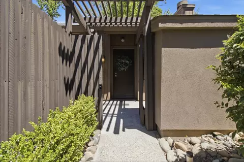 653 Woodside Sierra #1, Sacramento, CA 95825