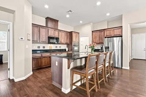 Kitchen - 671 Cathedral Way, Tracy, CA 95304 photo 8 of 8