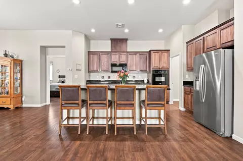 Kitchen - 671 Cathedral Way, Tracy, CA 95304 photo 1 of 8