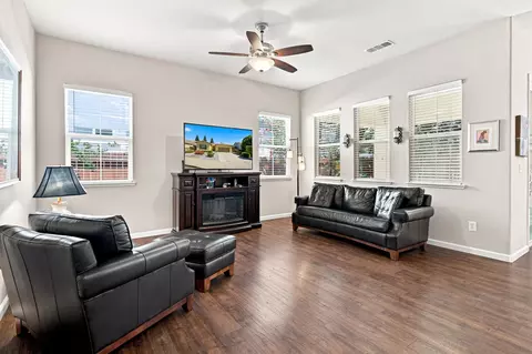 Living - 671 Cathedral Way, Tracy, CA 95304 photo 1 of 2