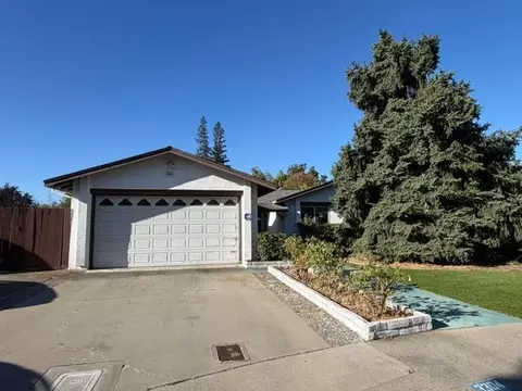 3304 Benton Cir, Modesto, CA 95350 photo 2