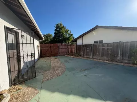 3304 Benton Cir, Modesto, CA 95350 photo 22