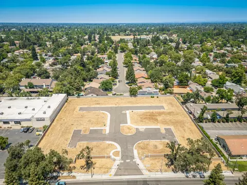 8015 Fair Oaks Blvd, Carmichael, CA 95608 photo 4