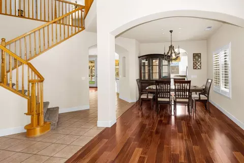 Entry Way - 2248 Cherry Tree Ln, Riverbank, CA 95367 photo 2 of 3