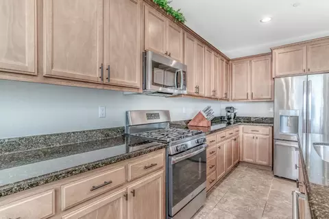 3853 Banyan Tree Dr, Modesto, CA 95355 photo 14