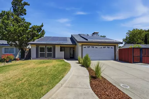 7113 Mountainside Dr, Citrus Heights, CA 95621
