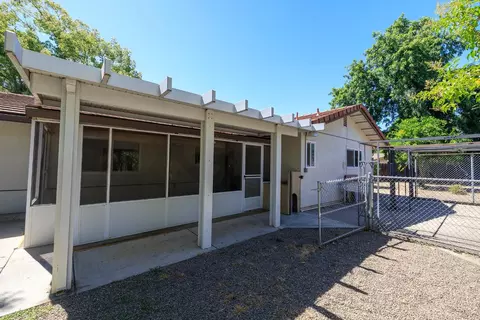 Exterior - 2704 Aston Ct, Modesto, CA 95355 photo 5 of 18