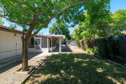 Exterior - 2704 Aston Ct, Modesto, CA 95355 photo 11 of 18