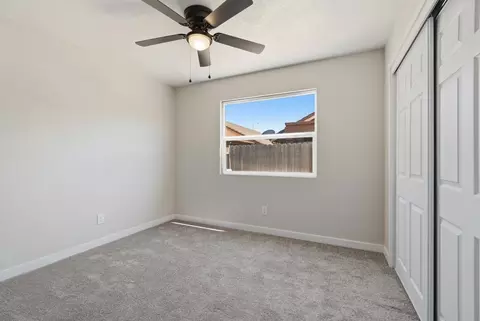 Bedroom - 1129 La Mesa St, Escalon, CA 95320 photo 3 of 4
