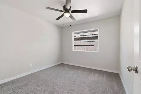 Bedroom - 1129 La Mesa St, Escalon, CA 95320 photo 1 of 4