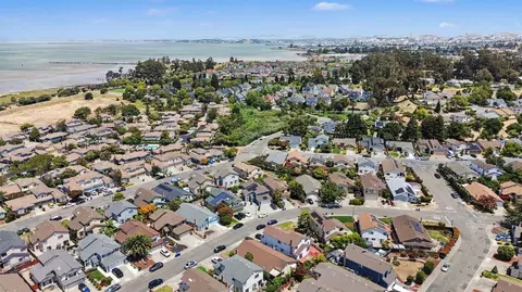 View/Area - 1130 Williams, Hercules, CA 94547 photo 2 of 3