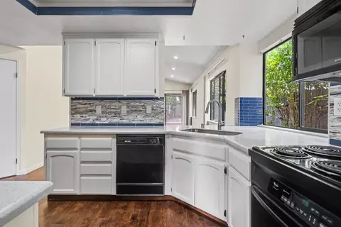 Kitchen - 1130 Williams, Hercules, CA 94547 photo 2 of 3