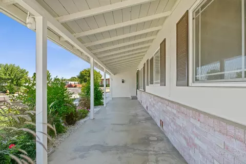 Exterior - 209 Charles Ave, Manteca, CA 95336 photo 4 of 12