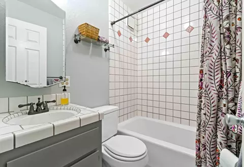 Bath - 2573 Bryan Way, Placerville, CA 95667 photo 1 of 2