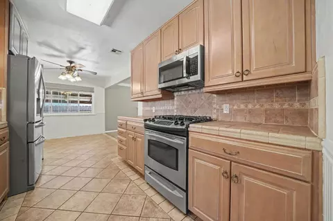 Kitchen - 195 Judy Dr, Sutter Creek, CA 95685 photo 1 of 4