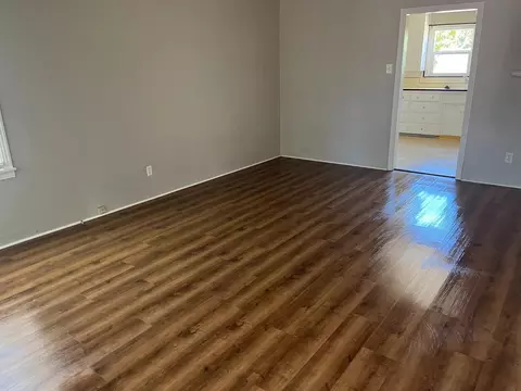 Living - 318 Bodem St, Modesto, CA 95350 photo 1 of 1