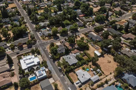 View/Area - 5444 North Ave, Carmichael, CA 95608 photo 4 of 4