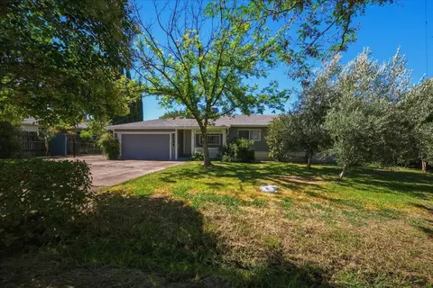 Exterior - 5444 North Ave, Carmichael, CA 95608 photo 3 of 7