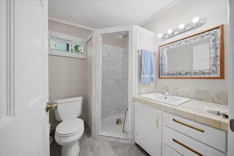 Bath - 5444 North Ave, Carmichael, CA 95608 photo 4 of 4