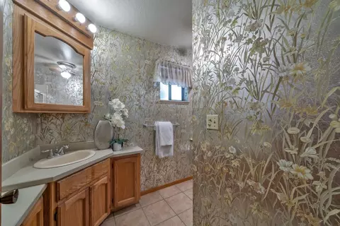 Bath - 3344 Karma Ln, Placerville, CA 95667 photo 3 of 4