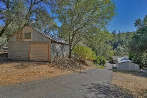 Exterior - 3344 Karma Ln, Placerville, CA 95667 photo 15 of 19