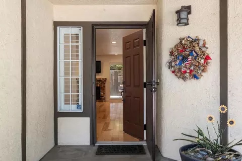 829 Nolte Ln, Modesto, CA 95355 photo 3