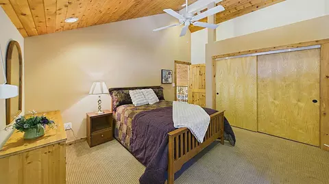 Bedroom - 1404 Karock Rd, Dorrington, CA 95223 photo 6 of 8