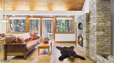1404 Karock Rd, Dorrington, CA 95223