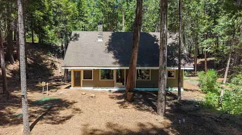 Exterior - 1404 Karock Rd, Dorrington, CA 95223 photo 7 of 11