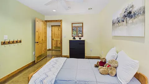 Bedroom - 1404 Karock Rd, Dorrington, CA 95223 photo 4 of 8