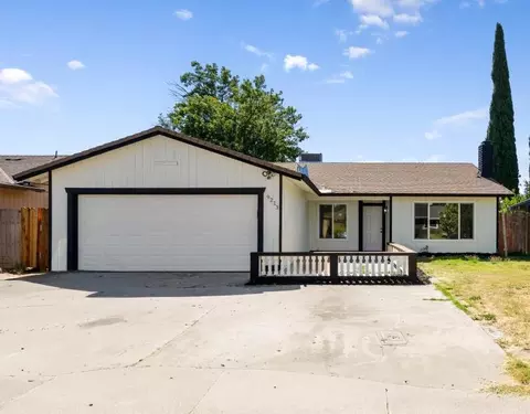 9213 Tam O Shanter Dr, Stockton, CA 95210