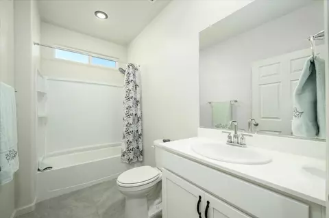437 Young Dr, Winters, CA 95694 photo 8