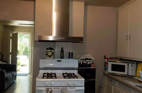 Kitchen - 1424 Mono Dr, Modesto, CA 95354 photo 6 of 7