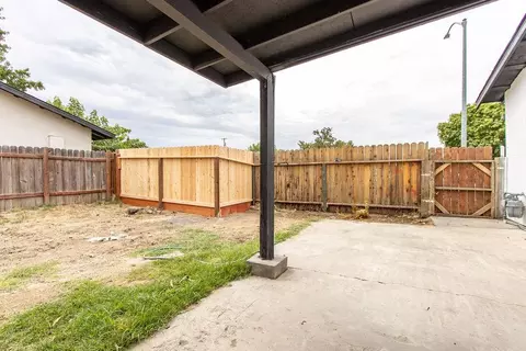 Exterior - 5112 Clark St, Keyes, CA 95328 photo 6 of 9