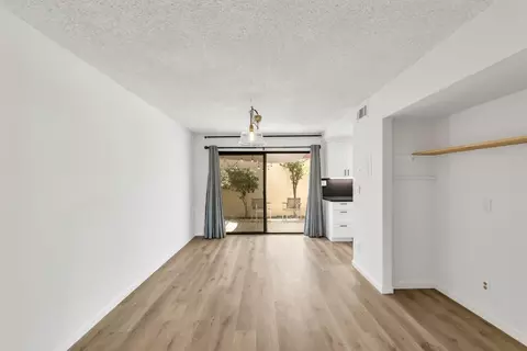 Living - 4848 El Cemonte Ave #5, Davis, CA 95618 photo 4 of 4