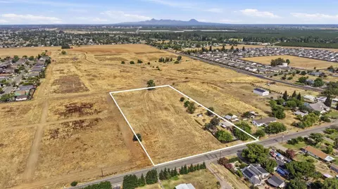 6186 Alberta Ave, Marysville, CA 95901
