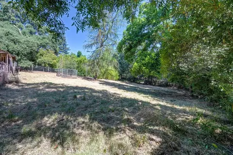 Exterior - 6405 Palm Dr, Carmichael, CA 95608 photo 13 of 16