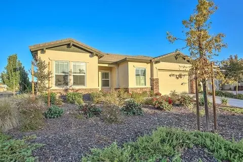 3 Calatabiano Pl, Sacramento, CA 95834