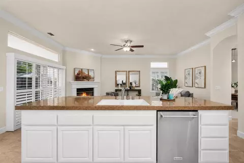 3648 Voleyn St, Carmichael, CA 95608 photo 21