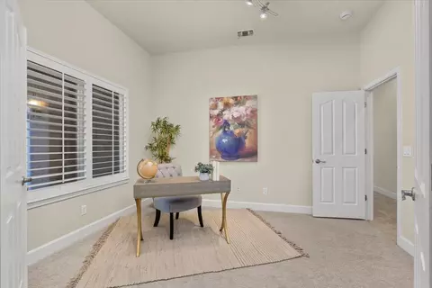 3648 Voleyn St, Carmichael, CA 95608 photo 13